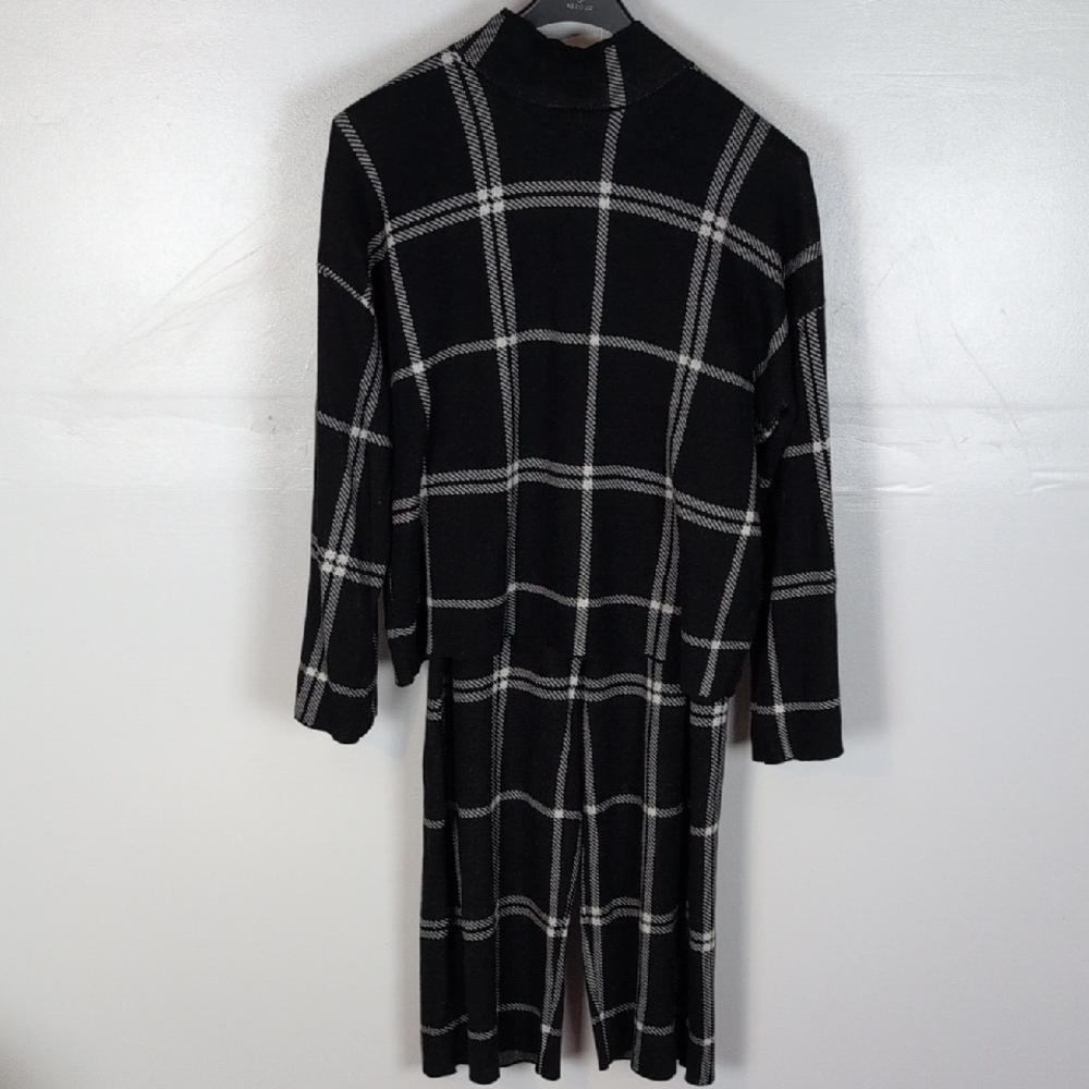 Eloquii NWT Plaid Pants and Sweater Set